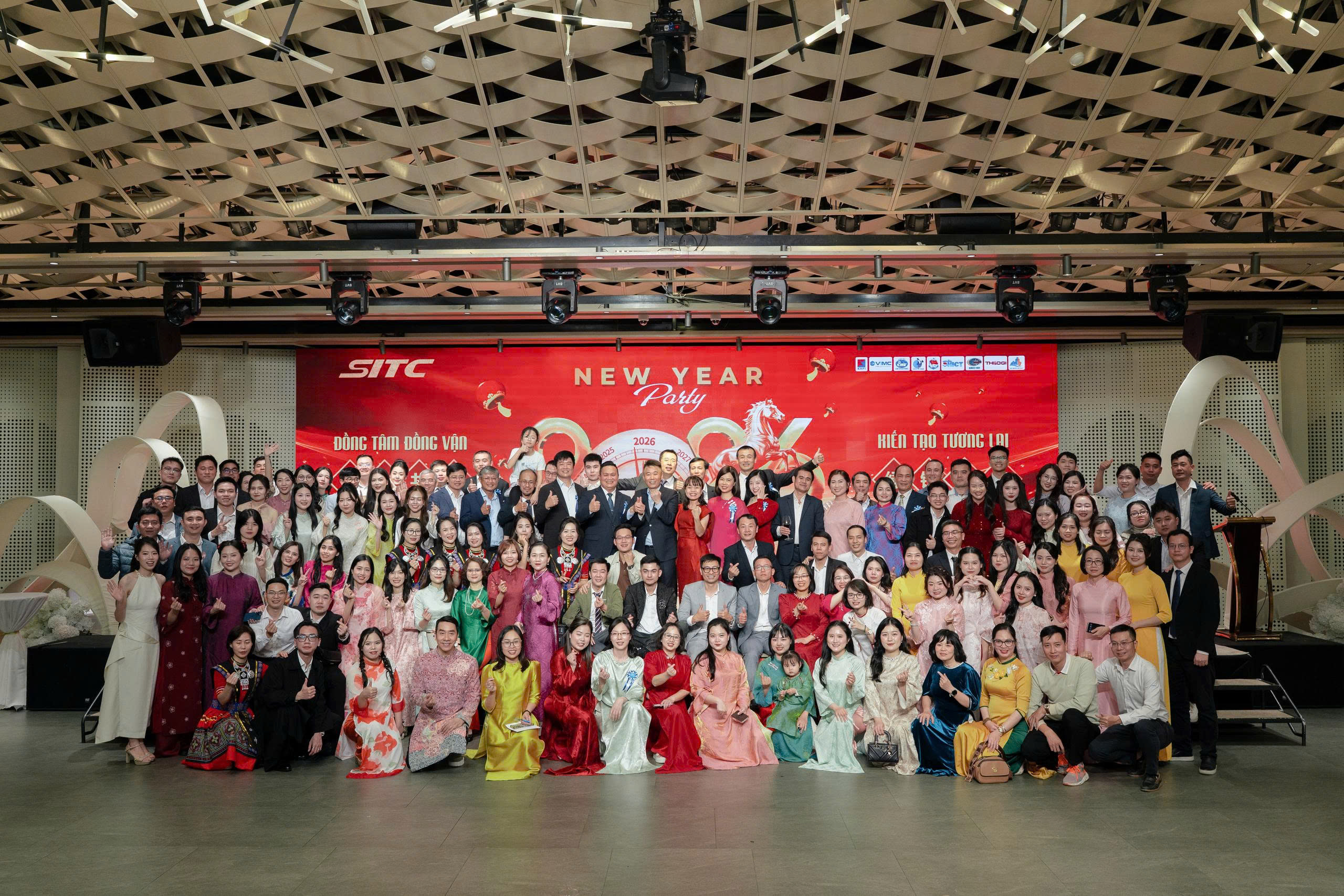 “同心共运,绿链未来” --PG征途国际海防地区新年晚会活动简报2.jpg “同心共运,绿链未来” --PG征途国际海防地区新年晚会活动简报2.jpg